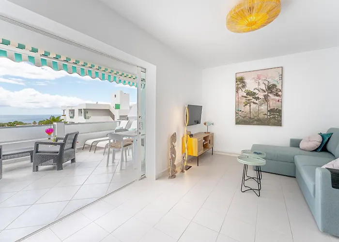 Lolas Puerto del Carmen (Lanzarote)